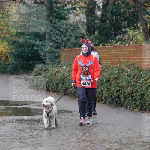 07.12.2025 - St. Pauli X-Mass-Run No. 15 Michael Burmester http://msf.ph/oto/9405634 07.12.2025 11:11:57 Laufen 00, 4628 meine-sportfotos.de