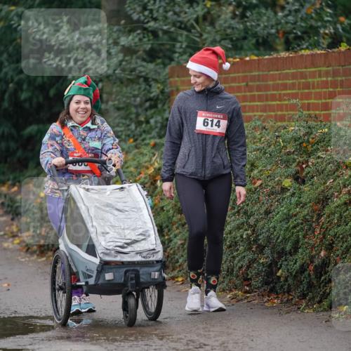 07.12.2025 - St. Pauli X-Mass-Run No. 15 Michael Burmester http://msf.ph/oto/9405640 07.12.2025 11:12:53 Laufen 5, 614 meine-sportfotos.de