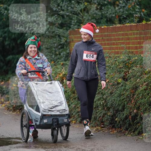 07.12.2025 - St. Pauli X-Mass-Run No. 15 Michael Burmester http://msf.ph/oto/9405641 07.12.2025 11:12:53 Laufen 50, 15, 614 meine-sportfotos.de