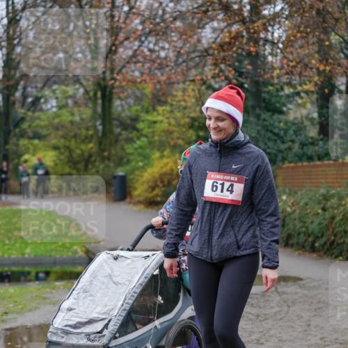 07.12.2025 - St. Pauli X-Mass-Run No. 15 Michael Burmester http://msf.ph/oto/9405651 07.12.2025 11:13:03 Laufen 15, 614 meine-sportfotos.de