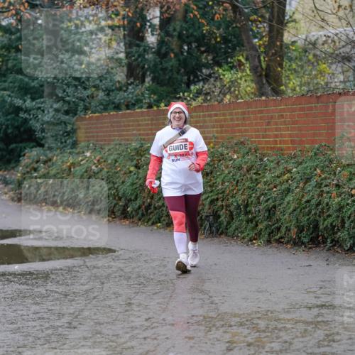 07.12.2025 - St. Pauli X-Mass-Run No. 15 Michael Burmester http://msf.ph/oto/9405660 07.12.2025 11:15:15 Laufen  meine-sportfotos.de