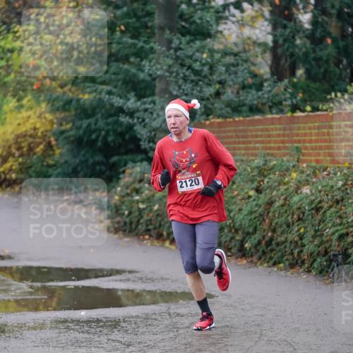 07.12.2025 - St. Pauli X-Mass-Run No. 15 Michael Burmester http://msf.ph/oto/9405733 07.12.2025 11:17:53 Laufen 2120 meine-sportfotos.de