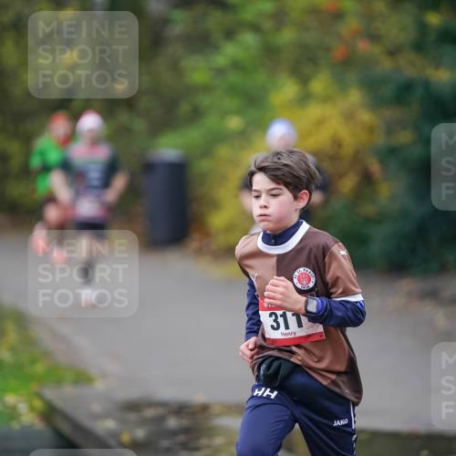 07.12.2025 - St. Pauli X-Mass-Run No. 15 Michael Burmester http://msf.ph/oto/9405771 07.12.2025 11:18:32 Laufen 1910, 311 meine-sportfotos.de