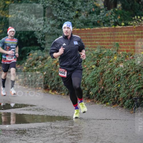 07.12.2025 - St. Pauli X-Mass-Run No. 15 Michael Burmester http://msf.ph/oto/9405774 07.12.2025 11:18:35 Laufen 2016, 13448, 660 meine-sportfotos.de