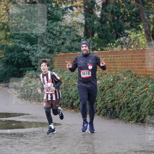 07.12.2025 - St. Pauli X-Mass-Run No. 15 Michael Burmester http://msf.ph/oto/9405853 07.12.2025 11:19:35 Laufen 3612, 3610 meine-sportfotos.de