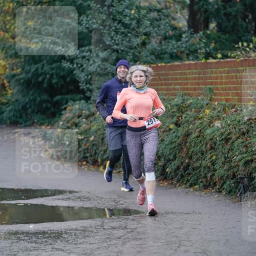 07.12.2025 - St. Pauli X-Mass-Run No. 15 Michael Burmester http://msf.ph/oto/9405867 07.12.2025 11:19:41 Laufen 251 meine-sportfotos.de