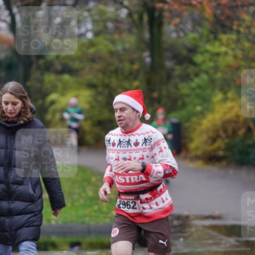 07.12.2025 - St. Pauli X-Mass-Run No. 15 Michael Burmester http://msf.ph/oto/9405899 07.12.2025 11:19:53 Laufen 15, 2962 meine-sportfotos.de