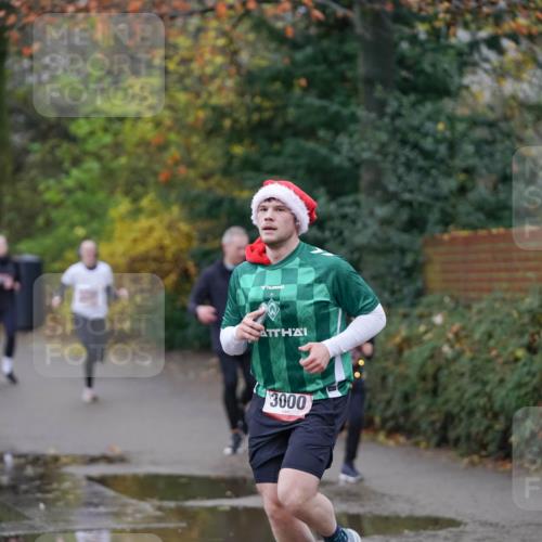 07.12.2025 - St. Pauli X-Mass-Run No. 15 Michael Burmester http://msf.ph/oto/9405929 07.12.2025 11:20:04 Laufen 3000 meine-sportfotos.de
