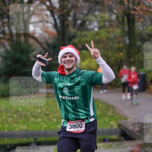 07.12.2025 - St. Pauli X-Mass-Run No. 15 Michael Burmester http://msf.ph/oto/9405933 07.12.2025 11:20:06 Laufen 15, 3000 meine-sportfotos.de