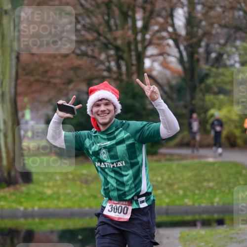 07.12.2025 - St. Pauli X-Mass-Run No. 15 Michael Burmester http://msf.ph/oto/9405936 07.12.2025 11:20:06 Laufen 15, 3000 meine-sportfotos.de