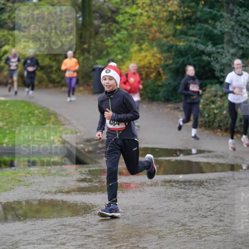 07.12.2025 - St. Pauli X-Mass-Run No. 15 Michael Burmester http://msf.ph/oto/9405940 07.12.2025 11:20:08 Laufen 484, 173 meine-sportfotos.de