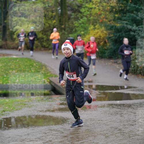 07.12.2025 - St. Pauli X-Mass-Run No. 15 Michael Burmester http://msf.ph/oto/9405941 07.12.2025 11:20:08 Laufen 15, 484 meine-sportfotos.de