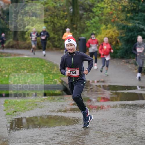 07.12.2025 - St. Pauli X-Mass-Run No. 15 Michael Burmester http://msf.ph/oto/9405942 07.12.2025 11:20:08 Laufen 15, 484 meine-sportfotos.de