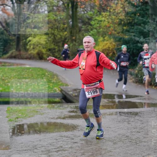 07.12.2025 - St. Pauli X-Mass-Run No. 15 Michael Burmester http://msf.ph/oto/9405972 07.12.2025 11:20:14 Laufen 5, 2199, 1318 meine-sportfotos.de