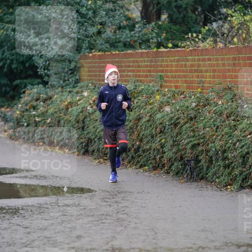 07.12.2025 - St. Pauli X-Mass-Run No. 15 Michael Burmester http://msf.ph/oto/9405991 07.12.2025 11:20:20 Laufen  meine-sportfotos.de