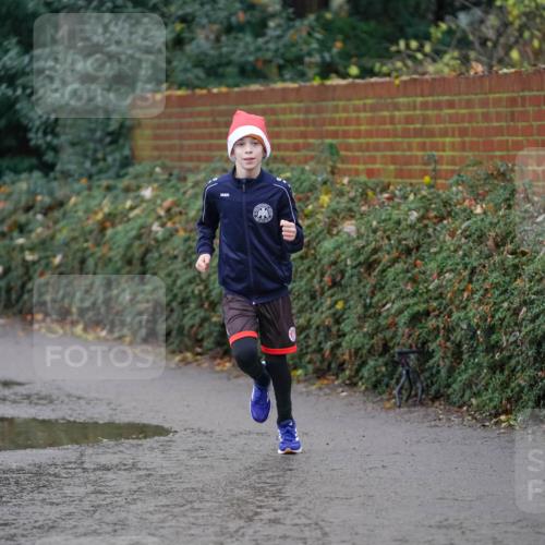 07.12.2025 - St. Pauli X-Mass-Run No. 15 Michael Burmester http://msf.ph/oto/9405993 07.12.2025 11:20:21 Laufen  meine-sportfotos.de