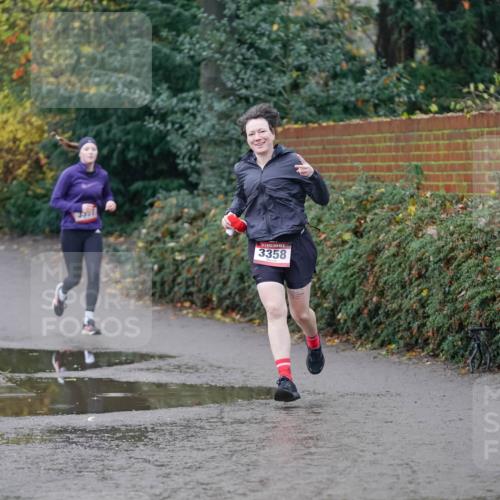 07.12.2025 - St. Pauli X-Mass-Run No. 15 Michael Burmester http://msf.ph/oto/9405998 07.12.2025 11:20:29 Laufen 3997, 3358 meine-sportfotos.de