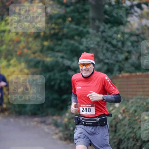07.12.2025 - St. Pauli X-Mass-Run No. 15 Michael Burmester http://msf.ph/oto/9406027 07.12.2025 11:20:39 Laufen 15, 240 meine-sportfotos.de