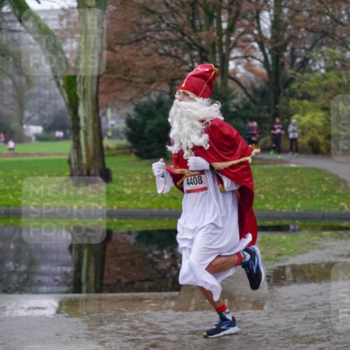 07.12.2025 - St. Pauli X-Mass-Run No. 15 Michael Burmester http://msf.ph/oto/9406050 07.12.2025 11:20:51 Laufen 4408 meine-sportfotos.de