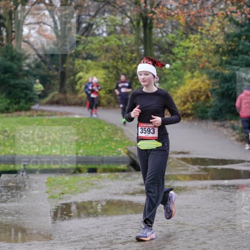 07.12.2025 - St. Pauli X-Mass-Run No. 15 Michael Burmester http://msf.ph/oto/9406065 07.12.2025 11:20:55 Laufen 3593, 2976 meine-sportfotos.de