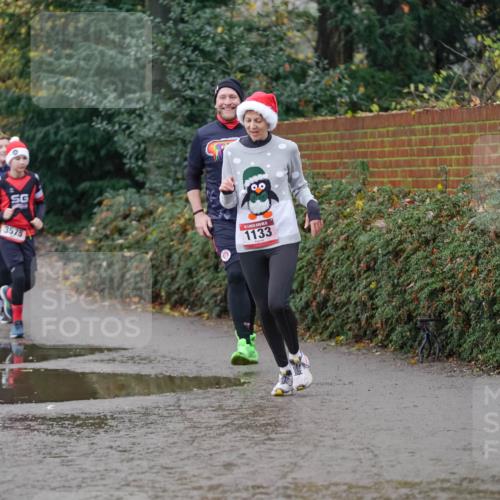 07.12.2025 - St. Pauli X-Mass-Run No. 15 Michael Burmester http://msf.ph/oto/9406075 07.12.2025 11:21:02 Laufen 3575, 1133 meine-sportfotos.de