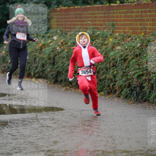07.12.2025 - St. Pauli X-Mass-Run No. 15 Michael Burmester http://msf.ph/oto/9406129 07.12.2025 11:21:20 Laufen 1288, 3654 meine-sportfotos.de