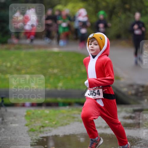 07.12.2025 - St. Pauli X-Mass-Run No. 15 Michael Burmester http://msf.ph/oto/9406138 07.12.2025 11:21:21 Laufen 3654 meine-sportfotos.de