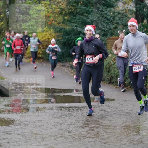 07.12.2025 - St. Pauli X-Mass-Run No. 15 Michael Burmester http://msf.ph/oto/9406151 07.12.2025 11:21:26 Laufen 3367, 3365 meine-sportfotos.de