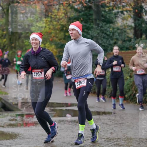 07.12.2025 - St. Pauli X-Mass-Run No. 15 Michael Burmester http://msf.ph/oto/9406155 07.12.2025 11:21:27 Laufen 15, 3367, 15, 3365, 1853 meine-sportfotos.de
