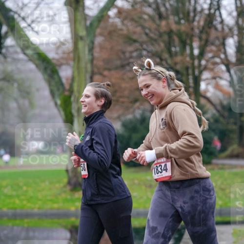 07.12.2025 - St. Pauli X-Mass-Run No. 15 Michael Burmester http://msf.ph/oto/9406175 07.12.2025 11:21:31 Laufen 58, 15, 1834 meine-sportfotos.de