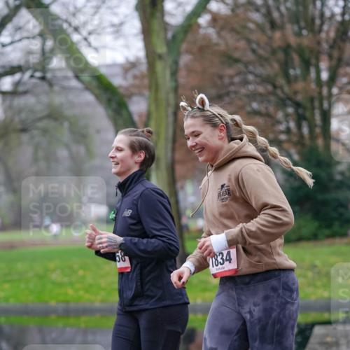 07.12.2025 - St. Pauli X-Mass-Run No. 15 Michael Burmester http://msf.ph/oto/9406176 07.12.2025 11:21:32 Laufen 58, 1834 meine-sportfotos.de