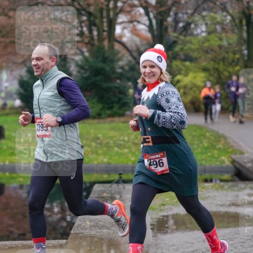 07.12.2025 - St. Pauli X-Mass-Run No. 15 Michael Burmester http://msf.ph/oto/9406182 07.12.2025 11:21:33 Laufen 2395, 5, 296 meine-sportfotos.de