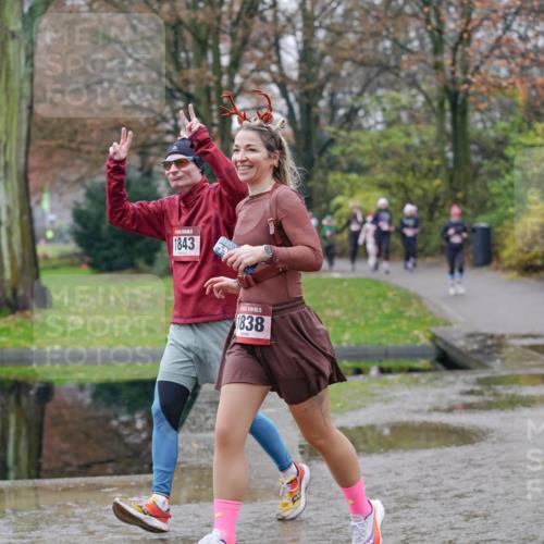 07.12.2025 - St. Pauli X-Mass-Run No. 15 Michael Burmester http://msf.ph/oto/9406258 07.12.2025 11:21:57 Laufen 1843, 15, 1838 meine-sportfotos.de