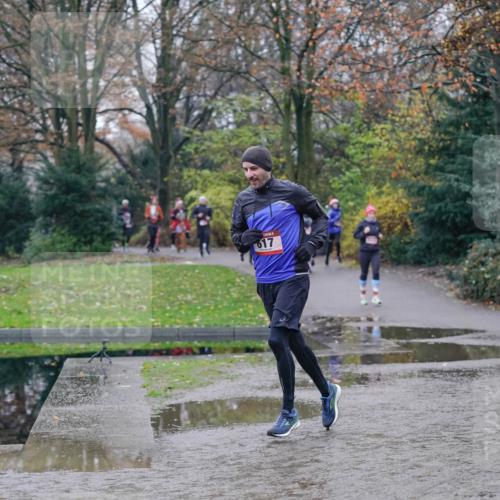 07.12.2025 - St. Pauli X-Mass-Run No. 15 Michael Burmester http://msf.ph/oto/9406266 07.12.2025 11:21:59 Laufen 617 meine-sportfotos.de