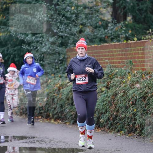 07.12.2025 - St. Pauli X-Mass-Run No. 15 Michael Burmester http://msf.ph/oto/9406275 07.12.2025 11:22:03 Laufen 1949, 1951, 3435, 3222 meine-sportfotos.de