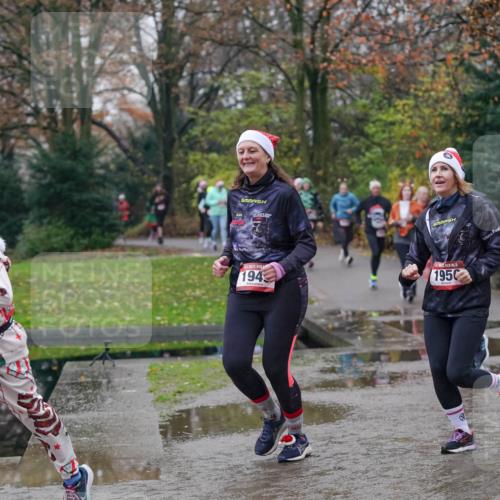 07.12.2025 - St. Pauli X-Mass-Run No. 15 Michael Burmester http://msf.ph/oto/9406298 07.12.2025 11:22:10 Laufen 3425, 194, 5, 1950 meine-sportfotos.de