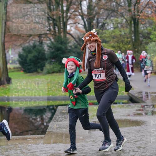 07.12.2025 - St. Pauli X-Mass-Run No. 15 Michael Burmester http://msf.ph/oto/9406305 07.12.2025 11:22:12 Laufen 15, 701 meine-sportfotos.de