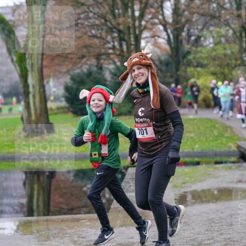 07.12.2025 - St. Pauli X-Mass-Run No. 15 Michael Burmester http://msf.ph/oto/9406307 07.12.2025 11:22:12 Laufen 15, 701 meine-sportfotos.de