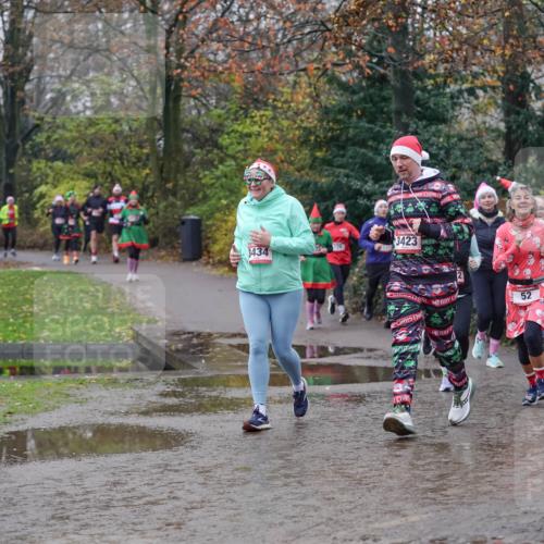 07.12.2025 - St. Pauli X-Mass-Run No. 15 Michael Burmester http://msf.ph/oto/9406342 07.12.2025 11:22:23 Laufen 29, 3434, 3423, 52 meine-sportfotos.de