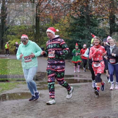 07.12.2025 - St. Pauli X-Mass-Run No. 15 Michael Burmester http://msf.ph/oto/9406346 07.12.2025 11:22:24 Laufen 3434, 3423, 3923, 52 meine-sportfotos.de