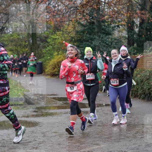 07.12.2025 - St. Pauli X-Mass-Run No. 15 Michael Burmester http://msf.ph/oto/9406348 07.12.2025 11:22:24 Laufen 423, 52, 3922, 3923 meine-sportfotos.de