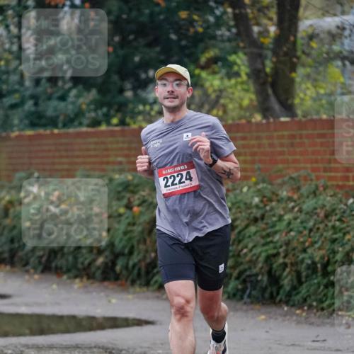 07.12.2025 - St. Pauli X-Mass-Run No. 15 Michael Burmester http://msf.ph/oto/9406390 07.12.2025 09:37:27 Laufen 15, 2224 meine-sportfotos.de