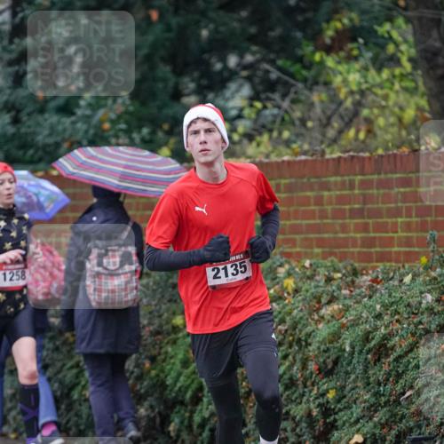 07.12.2025 - St. Pauli X-Mass-Run No. 15 Michael Burmester http://msf.ph/oto/9406404 07.12.2025 09:37:41 Laufen 1258, 15, 2135 meine-sportfotos.de
