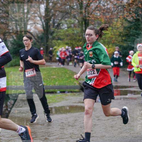 07.12.2025 - St. Pauli X-Mass-Run No. 15 Michael Burmester http://msf.ph/oto/9406427 07.12.2025 11:22:37 Laufen 15, 2, 3, 2417, 2022, 652 meine-sportfotos.de