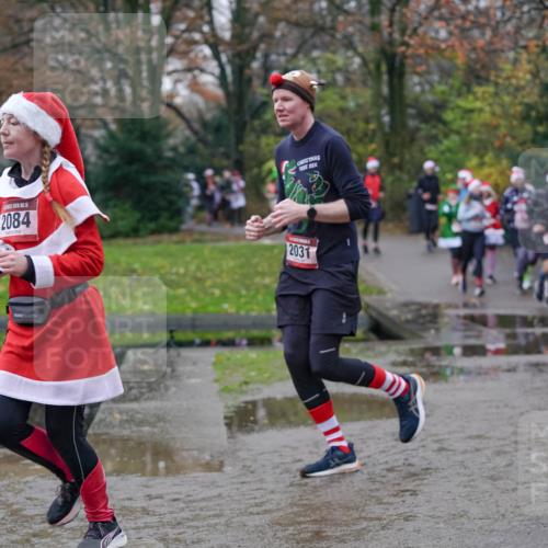 07.12.2025 - St. Pauli X-Mass-Run No. 15 Michael Burmester http://msf.ph/oto/9406483 07.12.2025 11:22:44 Laufen 2084, 2031 meine-sportfotos.de