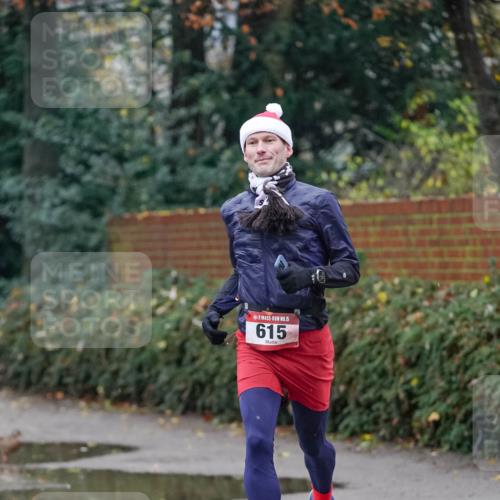 07.12.2025 - St. Pauli X-Mass-Run No. 15 Michael Burmester http://msf.ph/oto/9406492 07.12.2025 09:37:59 Laufen 15, 615 meine-sportfotos.de