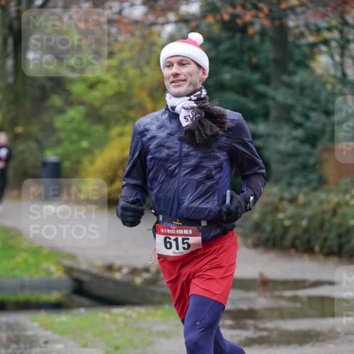 07.12.2025 - St. Pauli X-Mass-Run No. 15 Michael Burmester http://msf.ph/oto/9406500 07.12.2025 09:38:00 Laufen 15, 615 meine-sportfotos.de