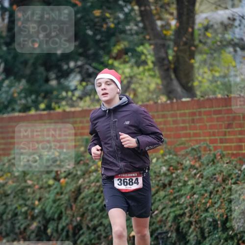 07.12.2025 - St. Pauli X-Mass-Run No. 15 Michael Burmester http://msf.ph/oto/9406502 07.12.2025 09:38:04 Laufen 15, 3684 meine-sportfotos.de