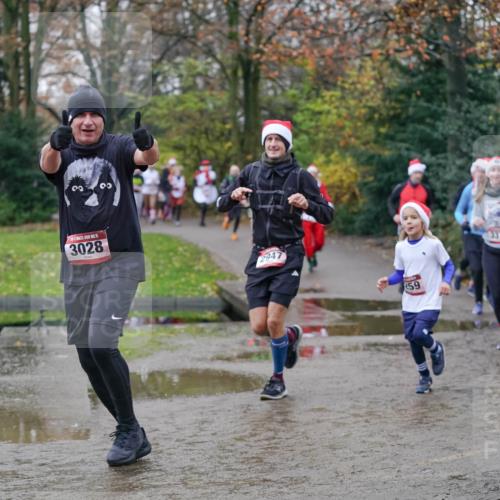 07.12.2025 - St. Pauli X-Mass-Run No. 15 Michael Burmester http://msf.ph/oto/9406523 07.12.2025 11:22:50 Laufen 15, 3028, 00, 2947, 59, 3378, 3379, 3403 meine-sportfotos.de