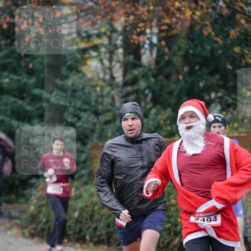 07.12.2025 - St. Pauli X-Mass-Run No. 15 Michael Burmester http://msf.ph/oto/9406528 07.12.2025 09:38:09 Laufen 5, 2494 meine-sportfotos.de